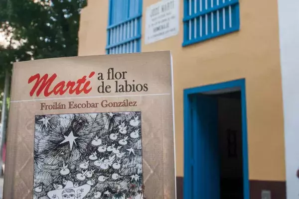 Martí a flor de labios. Foto: Elio Mirand